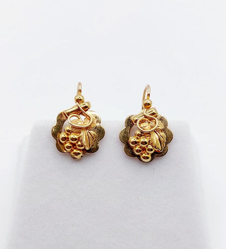 Boucles d'oreilles dormeuses vigne et raisin en or 18k 58 Facettes A07707