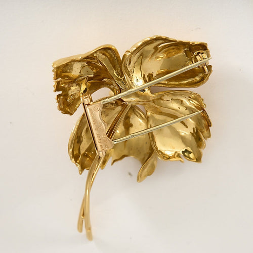 Van Cleef & Arpels - Broche fleur en or jaune années 1960 58 Facettes B260483