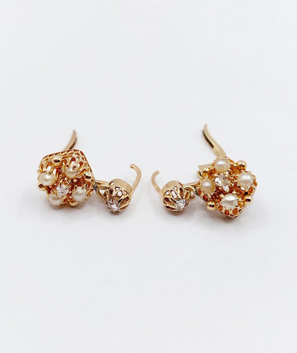 Dormeuses - Boucles d'oreilles en or rose, perles et diamants 58 Facettes A07708