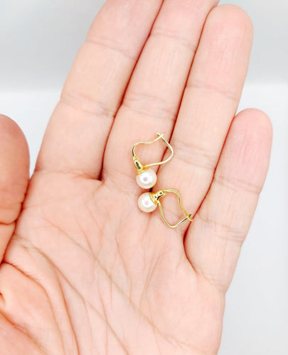 Dormeuses vintage en or 18k et perles 58 Facettes A07710
