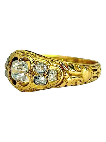 53 Bague ancienne en or jaune 18K et diamants 0,70 ct 58 Facettes 1396