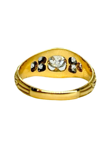 53 Bague ancienne en or jaune 18K et diamants 0,70 ct 58 Facettes 1396