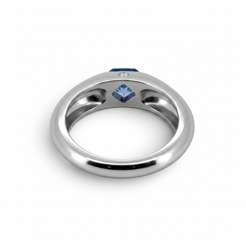 55 Piaget Biseau - Bague en or 18k, saphir et diamant 58 Facettes RI-1068