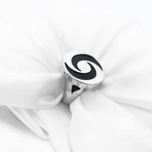 51 Bulgari Optical - Bague en or blanc et onyx 58 Facettes 56a21_M