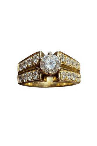 Bague 52 Bague solitaire 0,73 ct en or jaune 18K et diamants 58 Facettes