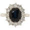 56 Bague en or blanc avec saphir 2,20 ct et diamants 58 Facettes G4008