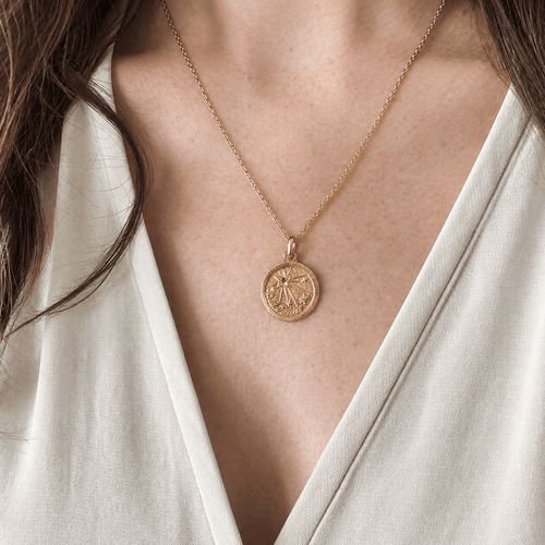 Étoile d'amour - Médaille ronde en or jaune et rubis synthétique 58 Facettes LMB-391