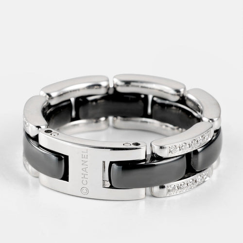 58 CHANEL Ultra - Bague en or blanc, céramique noire et diamants 58 Facettes 238