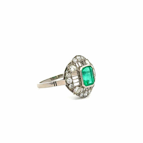 56 Bague Art déco en platine avec émeraude de Colombie et diamants 58 Facettes 50508