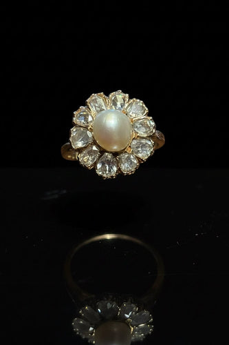 Bague 55 Bague austro-hongroise fleur en or jaune, perle et diamants 58 Facettes
