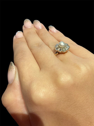 Bague 55 Bague austro-hongroise fleur en or jaune, perle et diamants 58 Facettes
