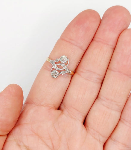 59 Bague toi et moi en or rose, platine et diamants 58 Facettes A07741