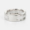 56 CHANEL Ultra - Bague en or blanc, céramique blanche et diamants 58 Facettes 136