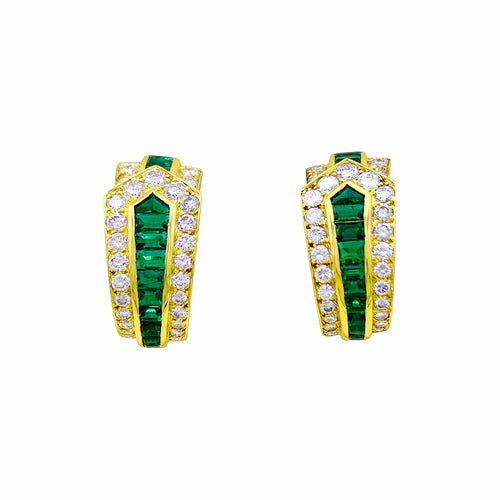 Boucles d'oreilles Van Cleef & Arpels Ceinture - Boucles d'oreilles en or jaune, diamants et émeraudes 58 Facettes 35964