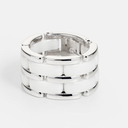 51 CHANEL Ultra - Bague en or blanc et céramique blanche 58 Facettes 166