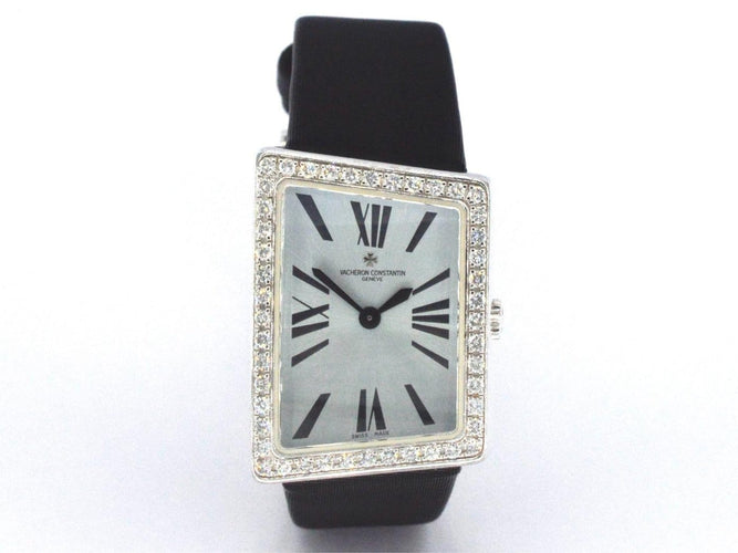 Vacheron Constantin - Montre 1972 asymétrique en or 18 carats et diamants 58 Facettes 8071