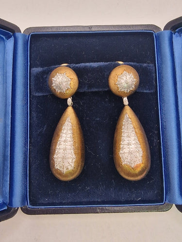 Mario Buccellati Macri - Boucles d'oreilles pendantes en or blanc et jaune 58 Facettes CV-119