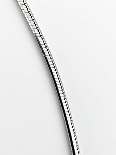 Collier - Chaîne maille serpent plate en or blanc 58 Facettes Ac13217