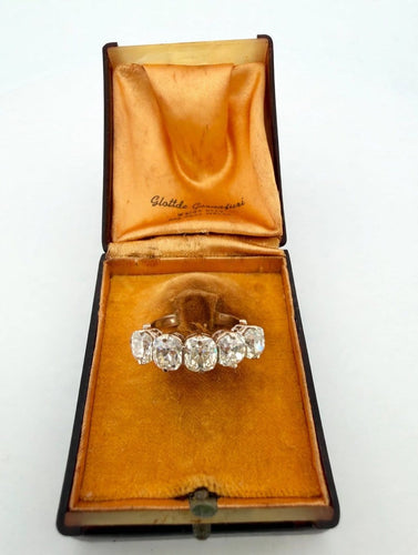 53 Bague vintage en or blanc 18 ct et diamants taille ancienne 58 Facettes 517/26 C