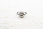 Bague 56 Bague entourage vintage en platine avec diamants 58 Facettes 22726 / 22717