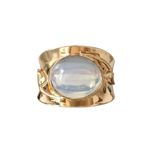 55.5 Bague végétale en or jaune 18K et pierre de lune 58 Facettes 282
