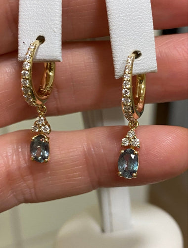 Boucles d'oreilles en or jaune, alexandrites et diamants 58 Facettes earrings