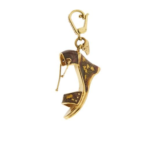 Pendentif Rosato Bags&Shoes - Pendentif sandale à talon compensé en or jaune émaillé 58 Facettes 28759