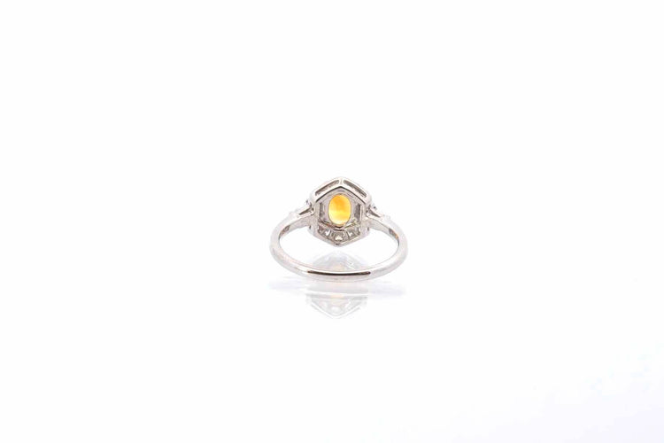 Bague 51 Bague saphir jaune et diamants en or blanc 18 carats 58 Facettes 25563