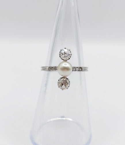 49 Bague antique en platine, perle et diamants taille rose 58 Facettes A07745