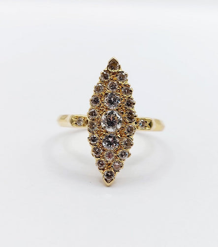 Bague 56 Bague marquise vintage en or 18K et diamants 58 Facettes A07747