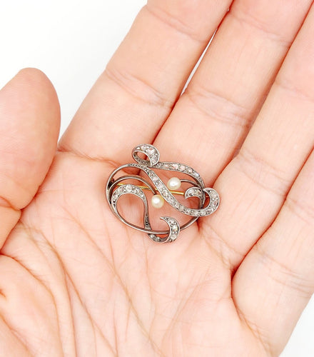 Broche Broche victorienne en argent, or 18k, diamants et perles 58 Facettes A07749