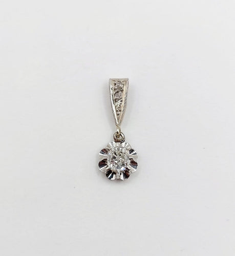 Pendentif antique en or blanc 18K, platine et diamants 58 Facettes A07751