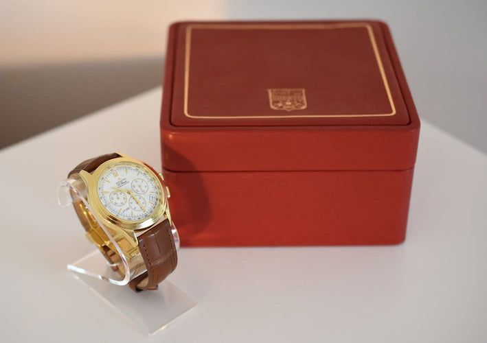 Zenith El Primero - Montre chronomètre en or jaune 18K 58 Facettes ZH-100