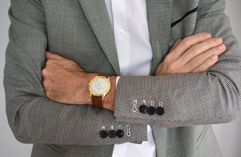 Zenith El Primero - Montre chronomètre en or jaune 18K 58 Facettes ZH-100