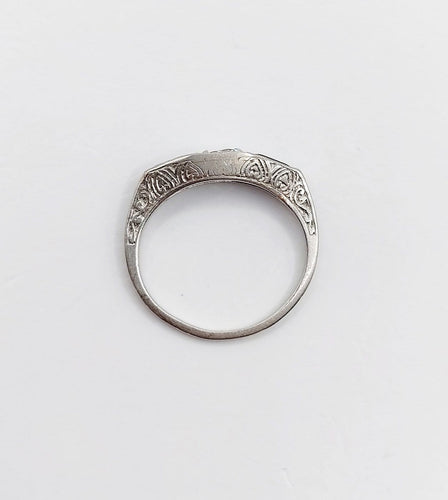 45 Art déco - Bague en platine, diamant taille ancienne et saphirs 58 Facettes A07759