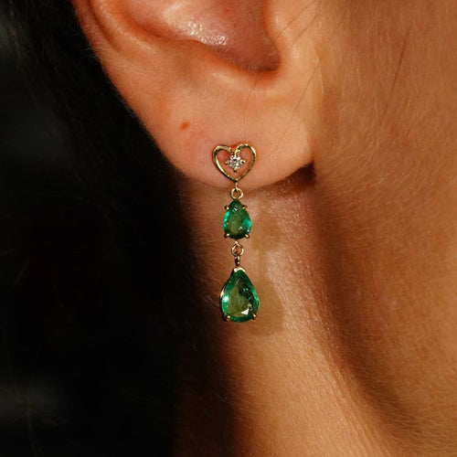Boucles d'oreilles Boucles d'oreilles pendantes en or jaune 585, émeraudes et diamants 58 Facettes E0056