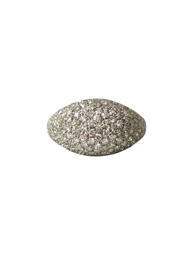 55.5 Bague dôme en or blanc et diamants 58 Facettes 284
