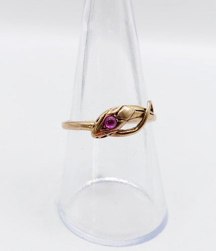 56 Bague serpent antique en or rose et rubis synthétique 58 Facettes A07774