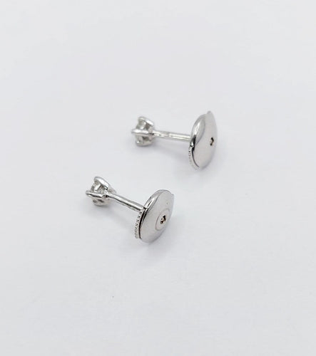 Boucles d'oreilles puces vintage en or blanc et diamants 58 Facettes A07782