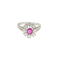 60 Bague entourage en or blanc avec rubis et diamants 58 Facettes HJ062652