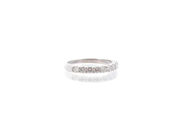 Bague 56 Demi-alliance - Bague en or blanc 18k et diamants 58 Facettes 25730 22384a