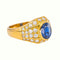 56 Bague en or jaune avec saphir et diamants 58 Facettes 5742982CN