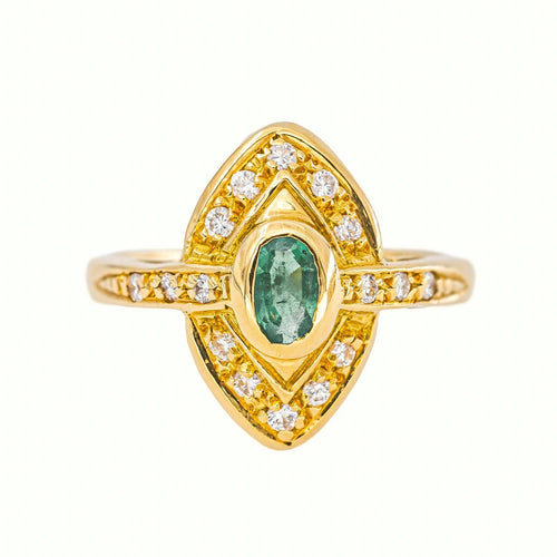 49 Bague marquise en or jaune, émeraude et diamants 58 Facettes 5807405RV