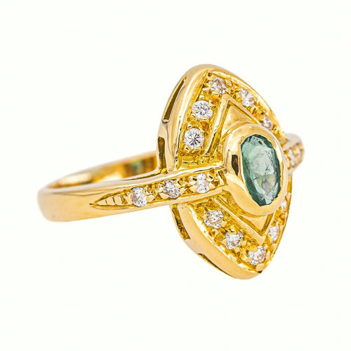 49 Bague marquise en or jaune, émeraude et diamants 58 Facettes 5807405RV
