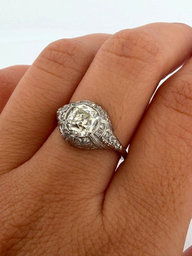 52 Art déco - Bague en platine avec diamants 58 Facettes 512/26 E