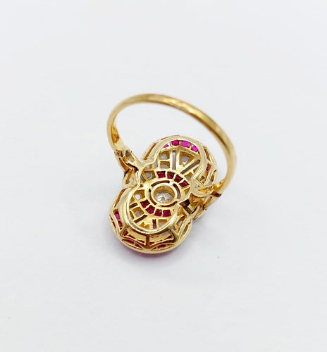 47 Bague marquise Art déco en or 18K, platine, diamants et rubis 58 Facettes A07788