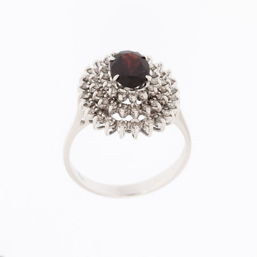 55 Bague cocktail italienne en or blanc avec diamants et grenat 58 Facettes A1855
