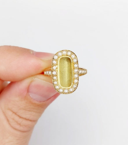 Bague 52 Bague victorienne à secret en or 18K et perles 58 Facettes A07791