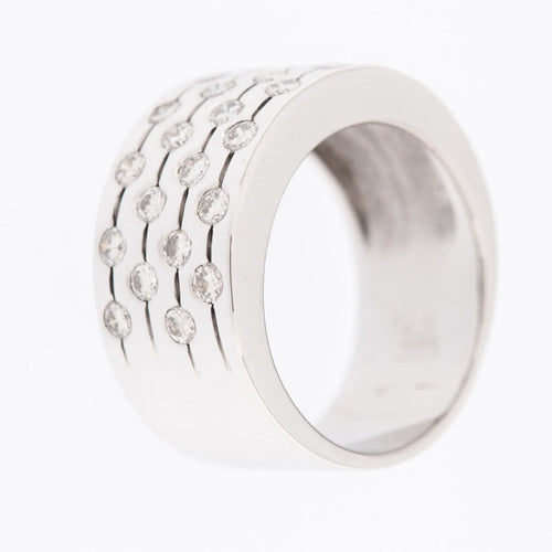 Bague 55 Bague italienne moderne en or blanc 18 carats et diamants 58 Facettes A1863