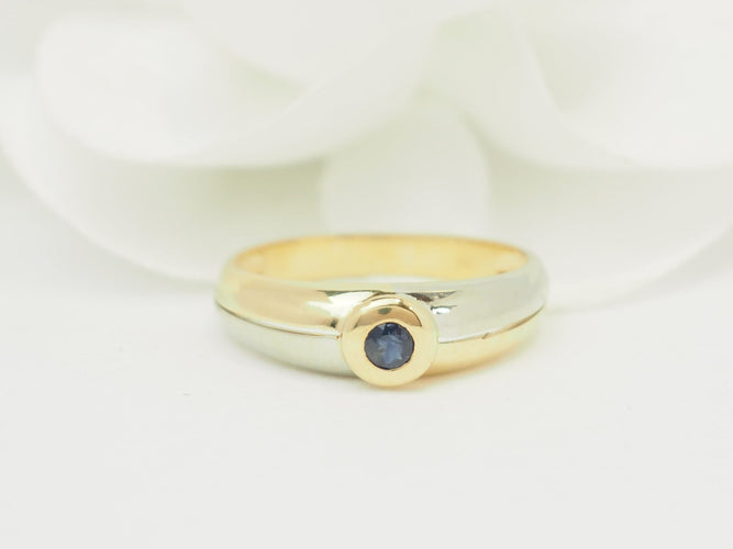 Bague 56 Bague vintage saphir en or jaune et blanc 18 kt 58 Facettes 33810